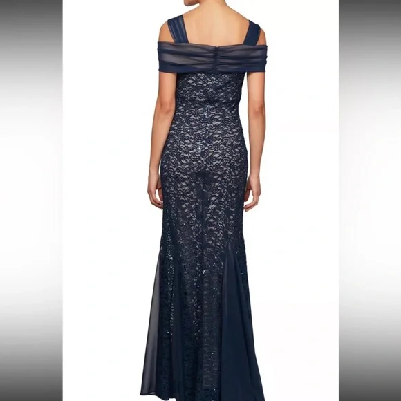 Alex Evenings Navy Blue Lace Cold Shoulder Fit & Flare Evening Gown
Sz 12 new - Picture 2 of 6